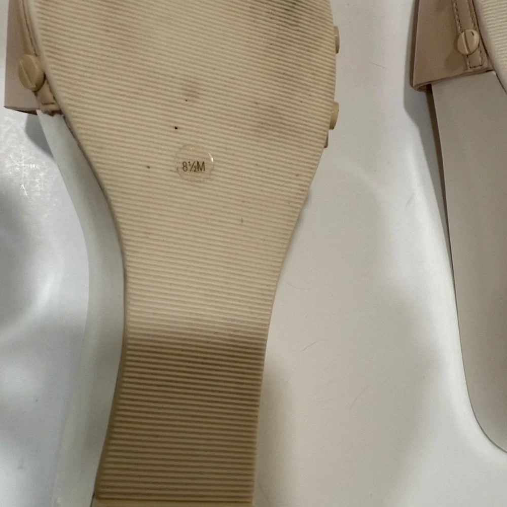 Tory Burch Cream and White 3-1/4” Wedge Sandals (sz 8.5) - Picture 7 of 8